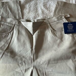 Khaki slacks with pockets. NWT. 12P.